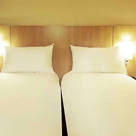 Hotel Ibis Nemours Exterior foto