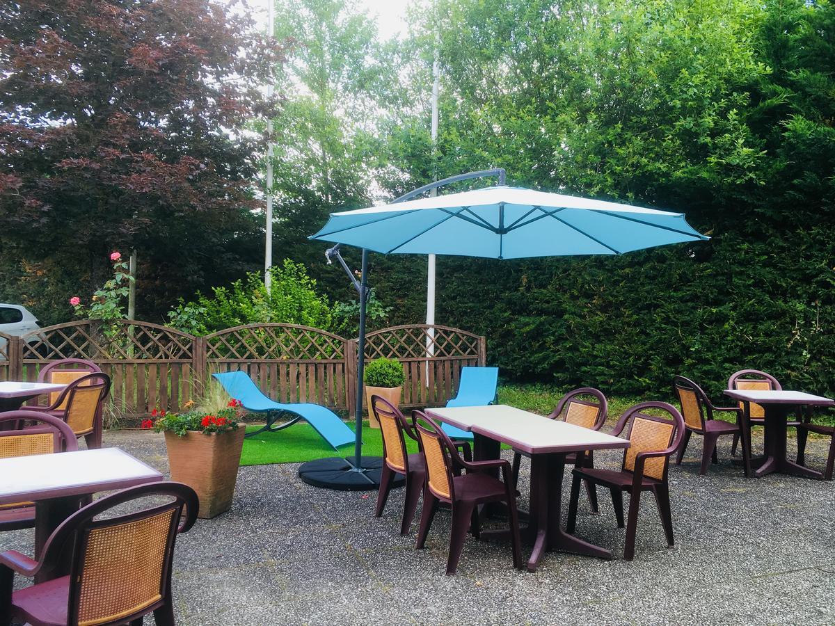 Hotel Ibis Nemours Exterior foto